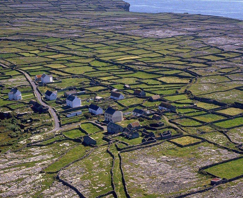 The Great Stone Walls Of Ireland